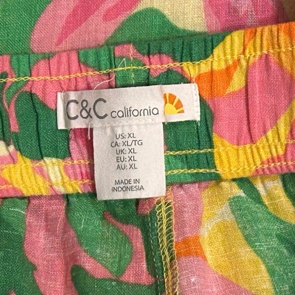 C&C California Vibrant Floral and Lemon Print Wide-Leg Pants - Size XL - Picture 7 of 8